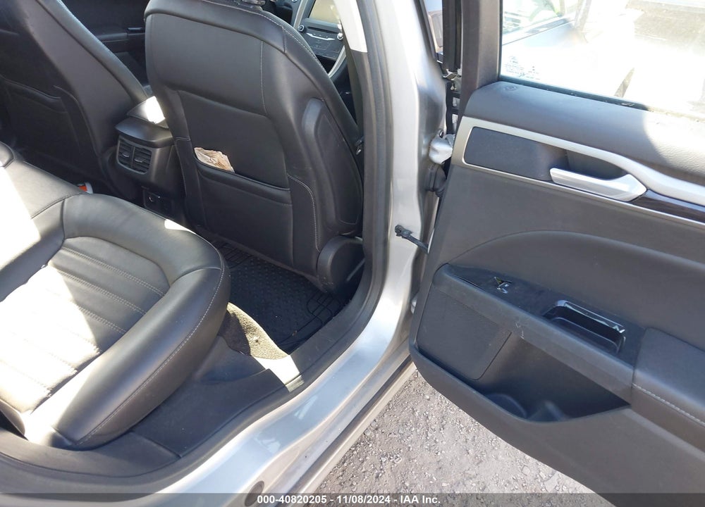 2015 FORD FUSION SE VIN: 3FA6P0HD3FR110293