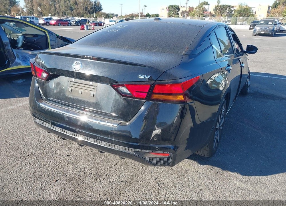 2022 NISSAN ALTIMA SV FWD VIN: 1N4BL4DV4NN361776