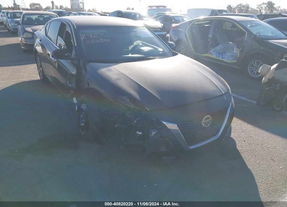 2022 NISSAN ALTIMA SV FWD VIN: 1N4BL4DV4NN361776