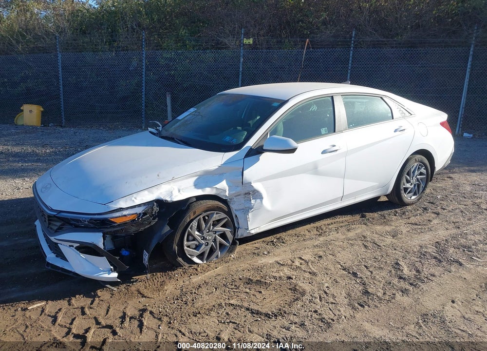 2024 HYUNDAI ELANTRA SEL VIN: KMHLM4DG2RU681862