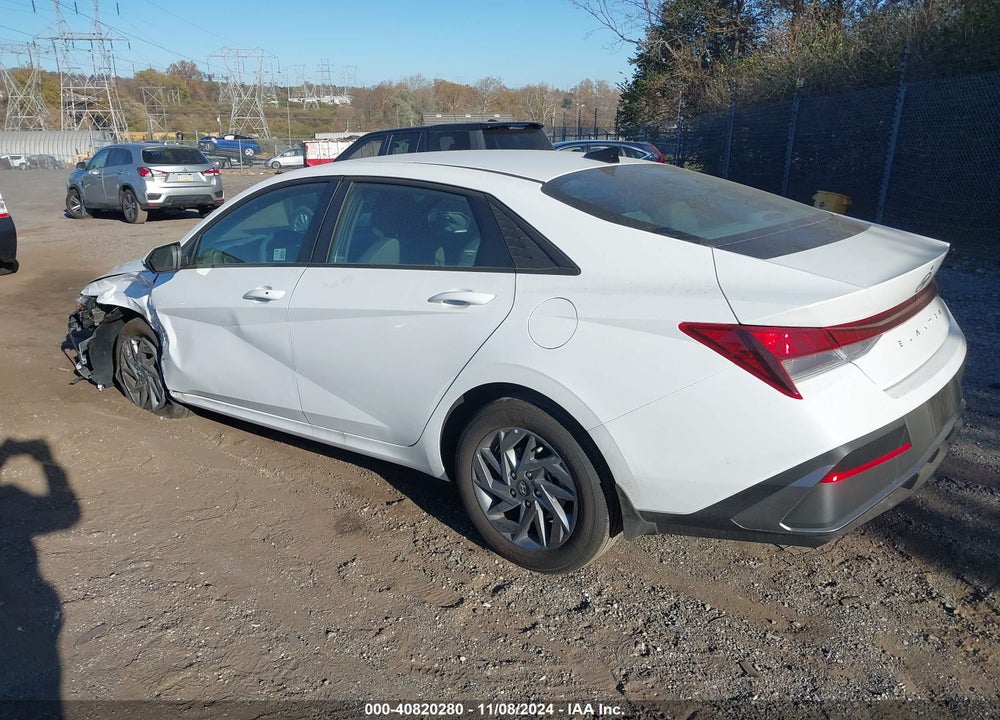 2024 HYUNDAI ELANTRA SEL VIN: KMHLM4DG2RU681862