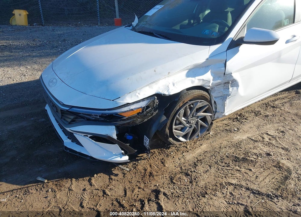 2024 HYUNDAI ELANTRA SEL VIN: KMHLM4DG2RU681862