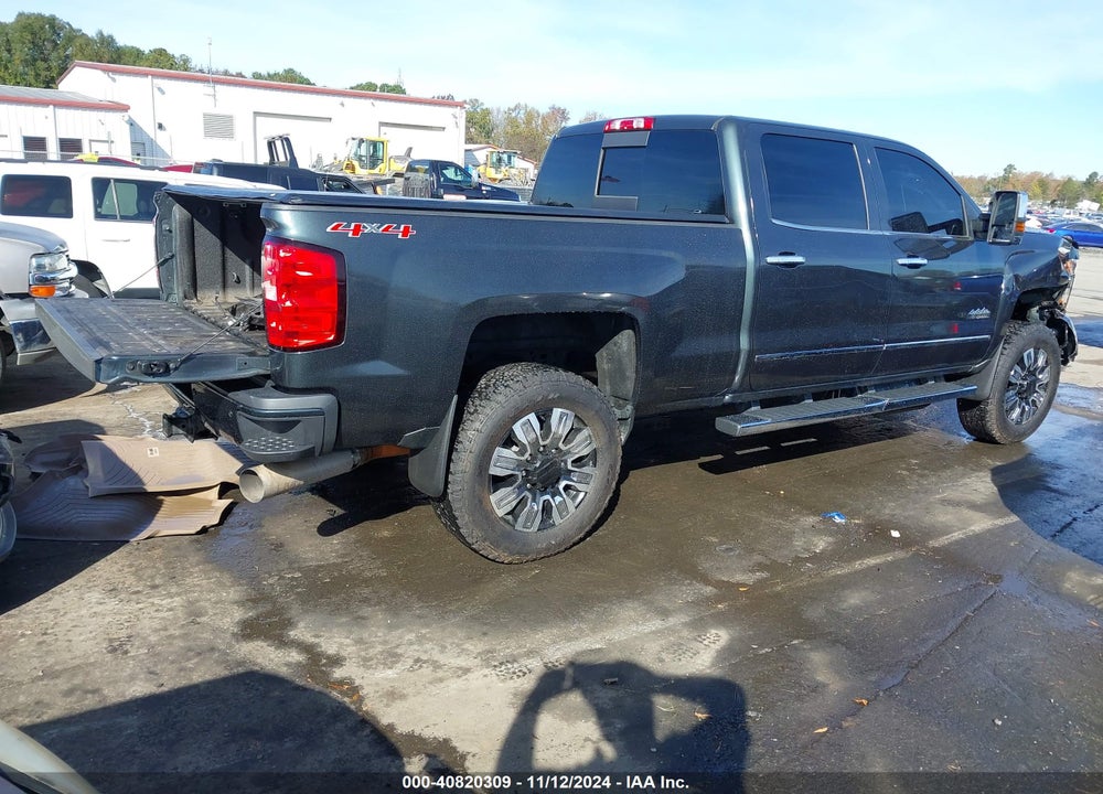 2017 CHEVROLET SILVERADO 2500HD HIGH COUNTRY VIN: 1GC1KXEY4HF128997