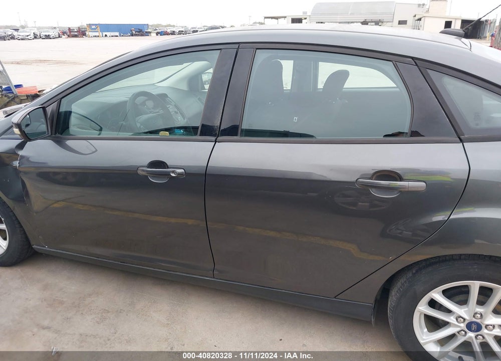 2015 FORD FOCUS SE VIN: 1FADP3F29FL219088