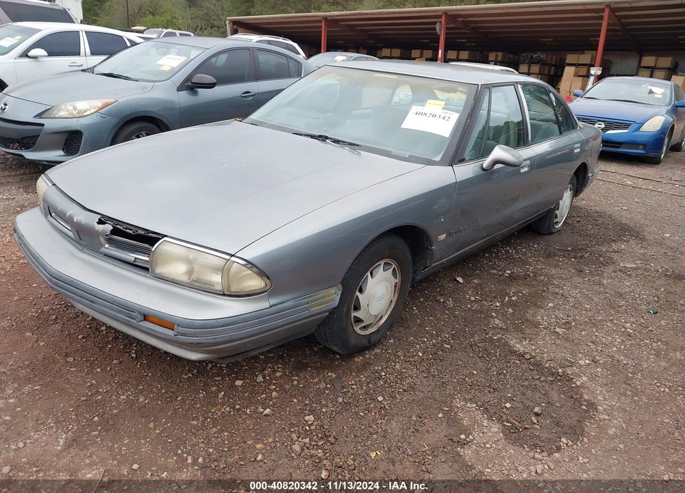 1992 OLDSMOBILE 88 ROYALE VIN: 1G3HN53L8N1820478