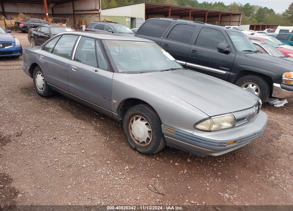 1992 OLDSMOBILE 88 ROYALE VIN: 1G3HN53L8N1820478