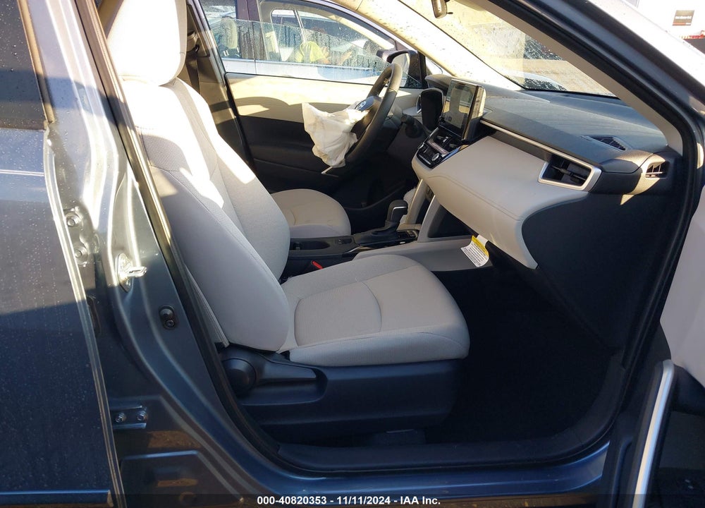 2024 TOYOTA COROLLA CROSS LE VIN: 7MUCAABG7RV108531
