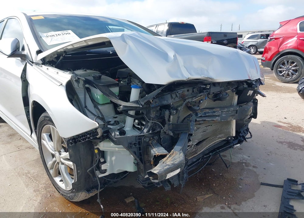 2018 HYUNDAI SONATA SEL VIN: 5NPE34AF0JH632086