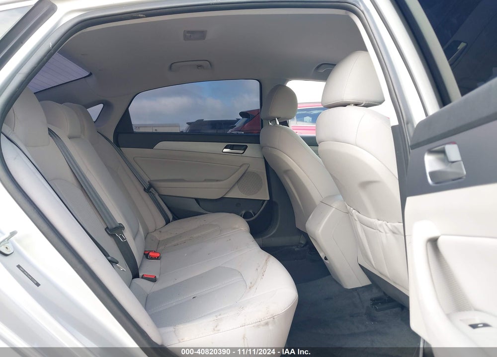 2018 HYUNDAI SONATA SEL VIN: 5NPE34AF0JH632086