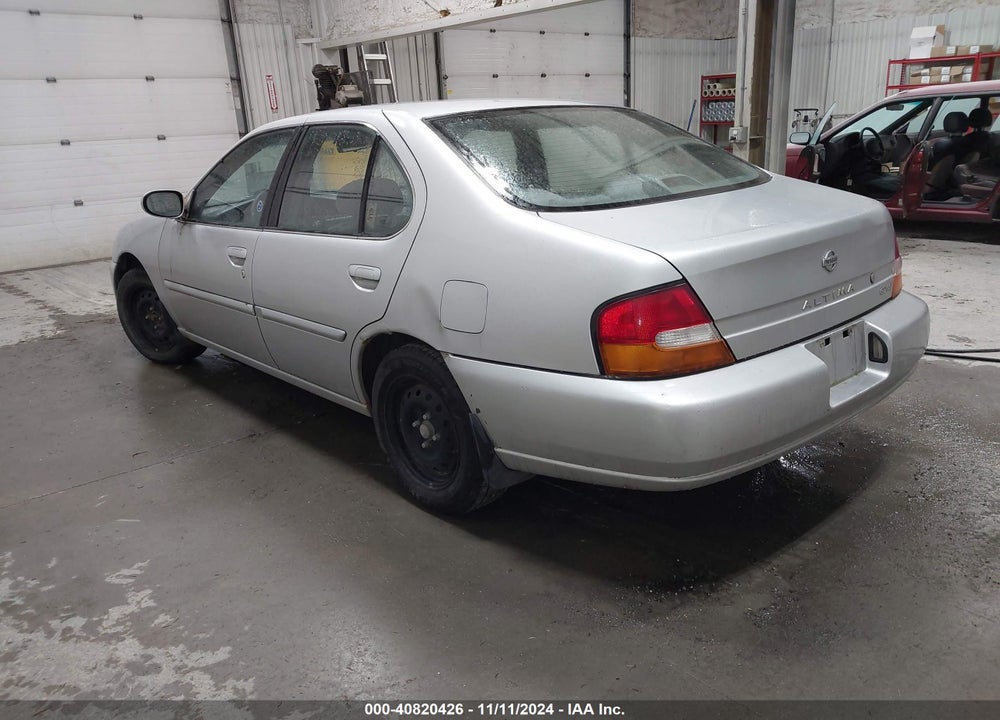 1998 NISSAN ALTIMA GLE/GXE/SE/XE VIN: 1N4DL01D1WC188762