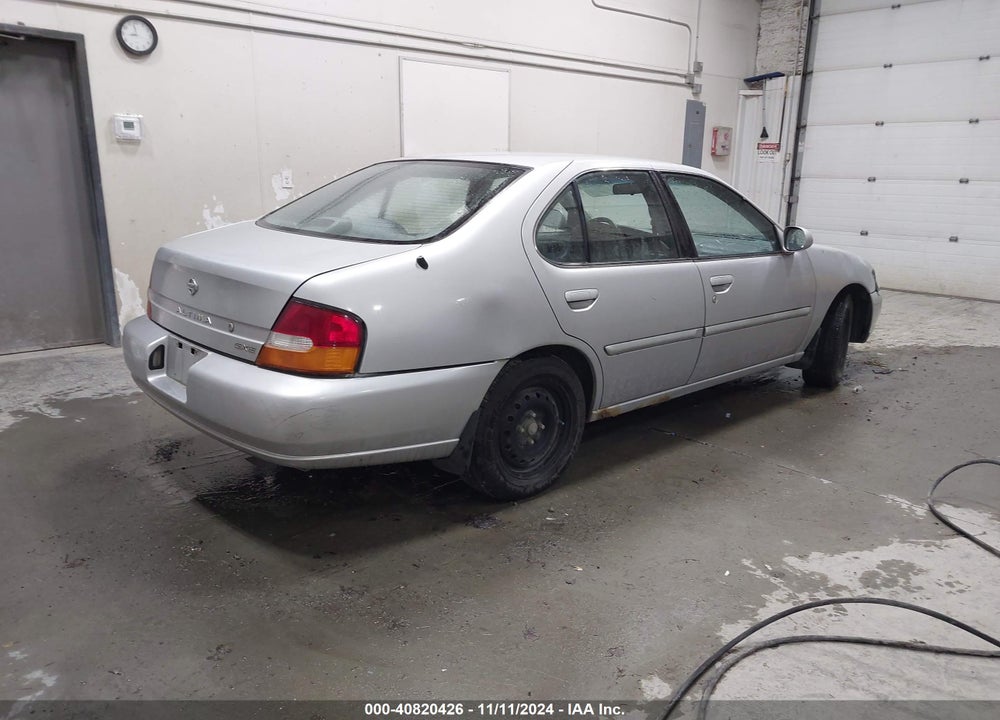 1998 NISSAN ALTIMA GLE/GXE/SE/XE VIN: 1N4DL01D1WC188762