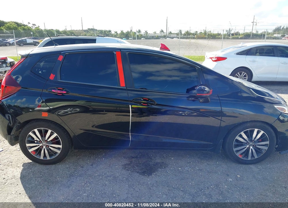 2015 HONDA FIT EX/EX-L VIN: 3HGGK5H8XFM701152