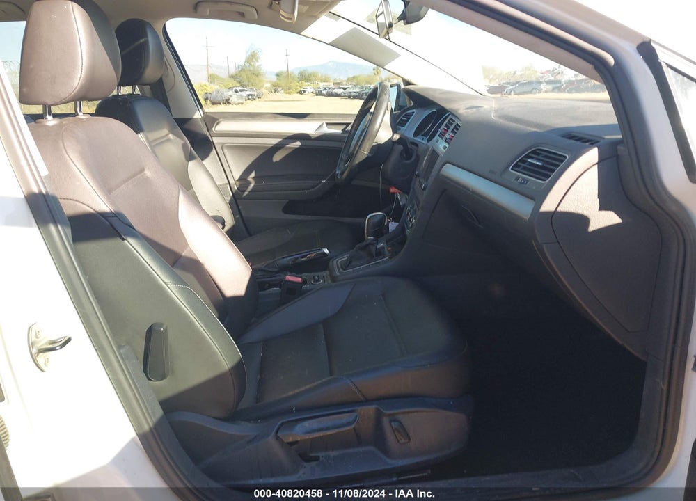 2017 VOLKSWAGEN GOLF TSI S 4-DOOR/TSI SE 4-DOOR/TSI SEL 4-DOOR/TSI WOLFSBURG EDITION 4-DOOR VIN: 3VW217AUXHM024926