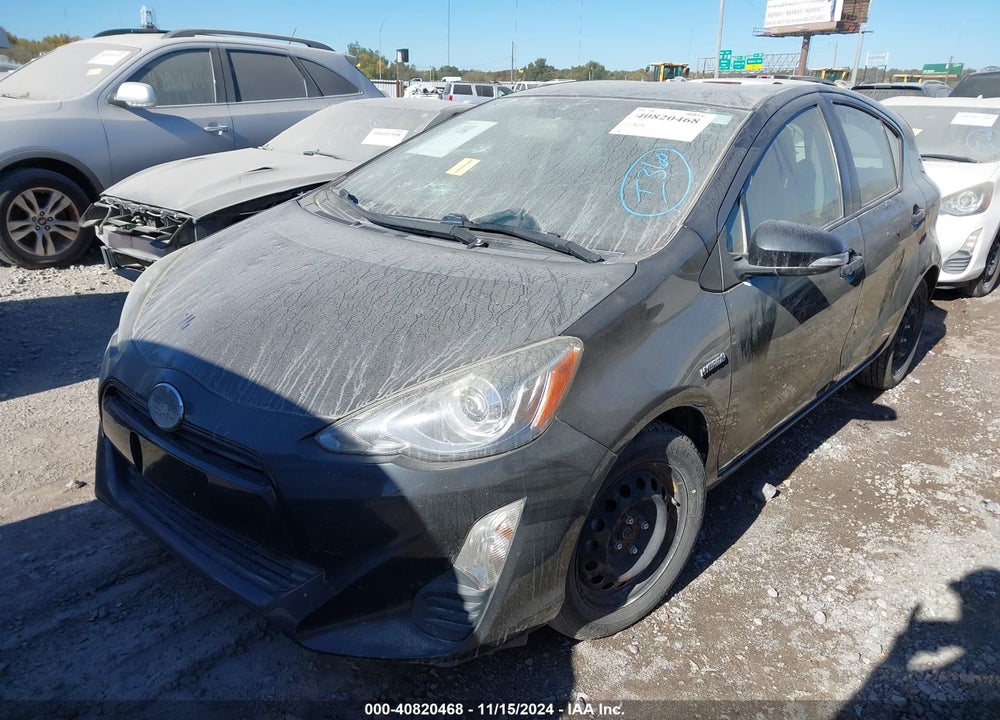 2016 TOYOTA PRIUS C TWO VIN: JTDKDTB31G1126166