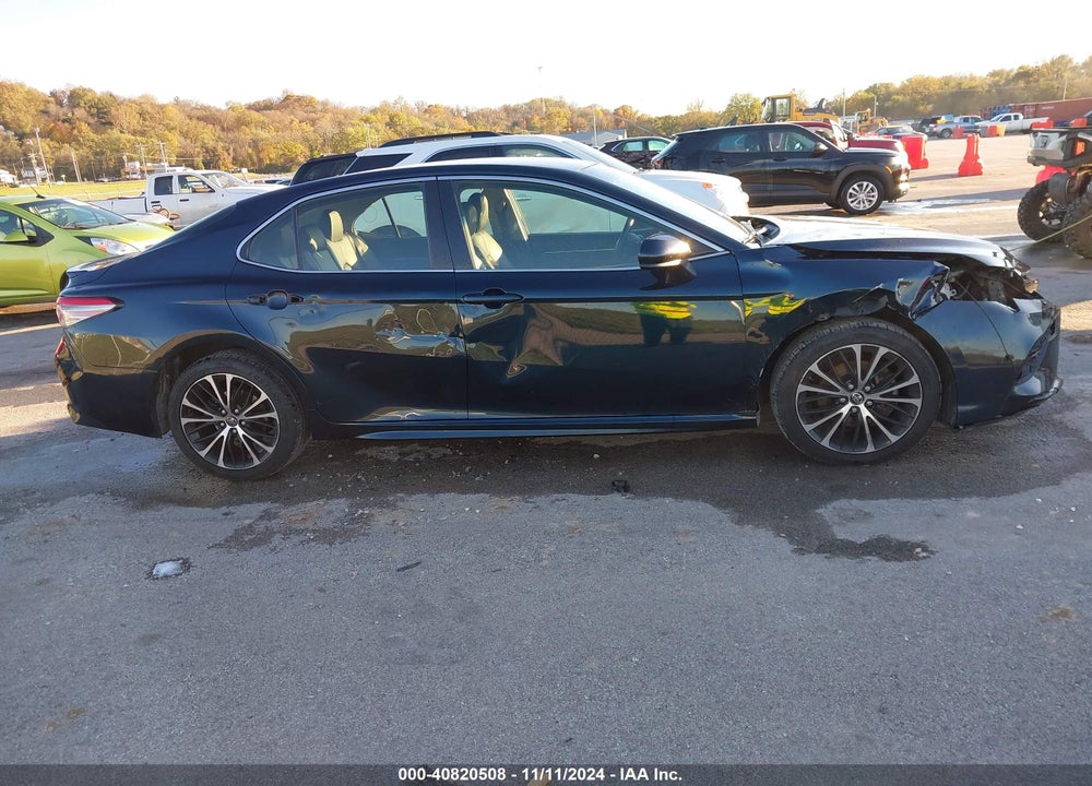 2018 TOYOTA CAMRY SE VIN: JTNB11HKXJ3017997