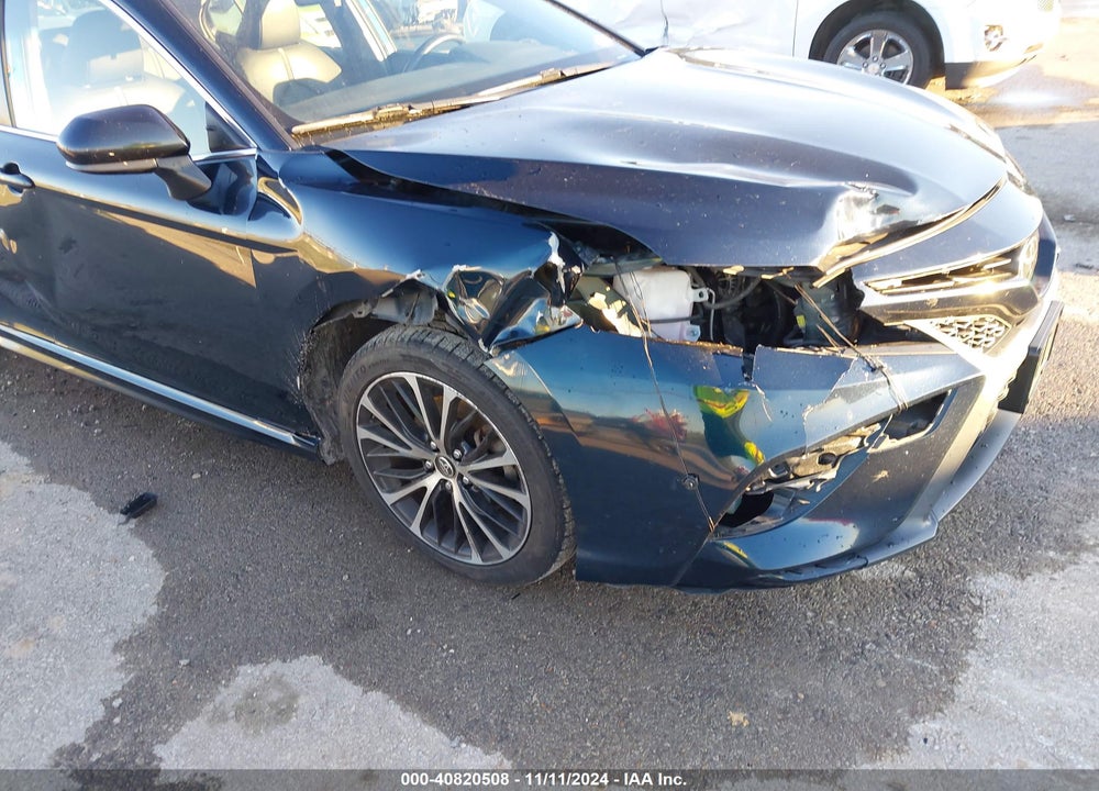 2018 TOYOTA CAMRY SE VIN: JTNB11HKXJ3017997