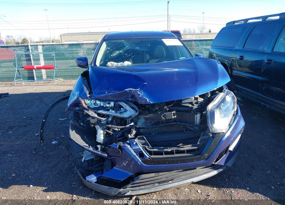 2018 NISSAN ROGUE S VIN: 5N1AT2MT9JC715334