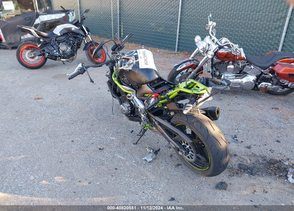 2019 KAWASAKI ZR900 VIN: JKAZR2A19KA003597