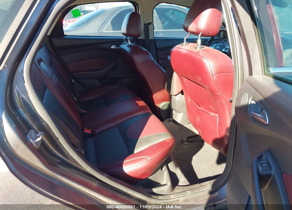 2012 FORD FOCUS TITANIUM VIN: 1FAHP3N28CL256891
