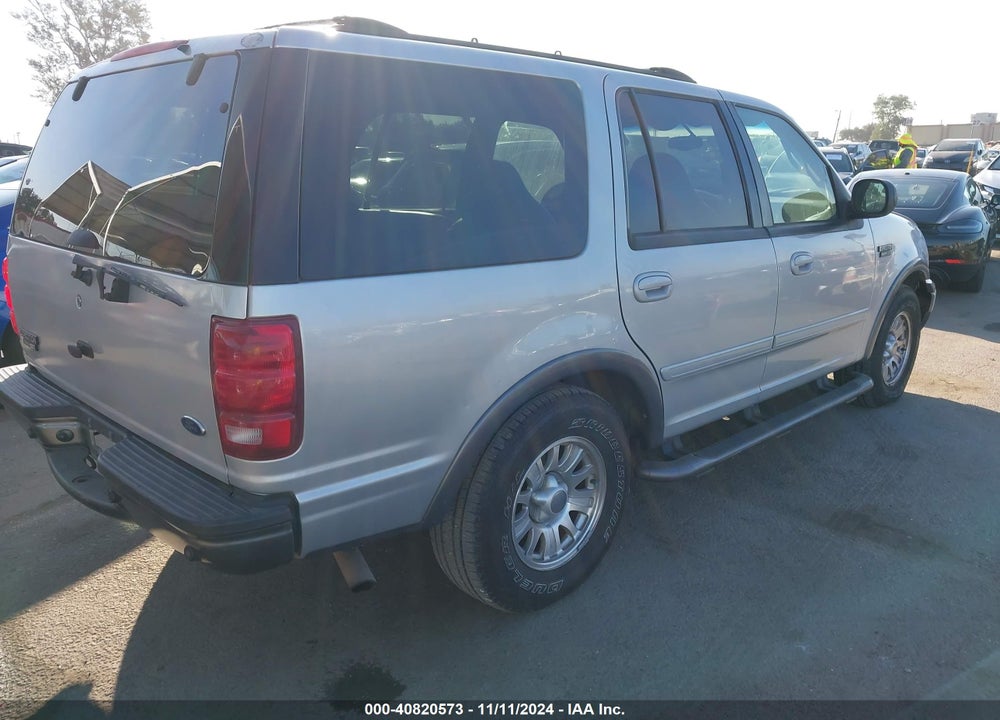 2001 FORD EXPEDITION XLT VIN: 1FMEU15L71LB28962