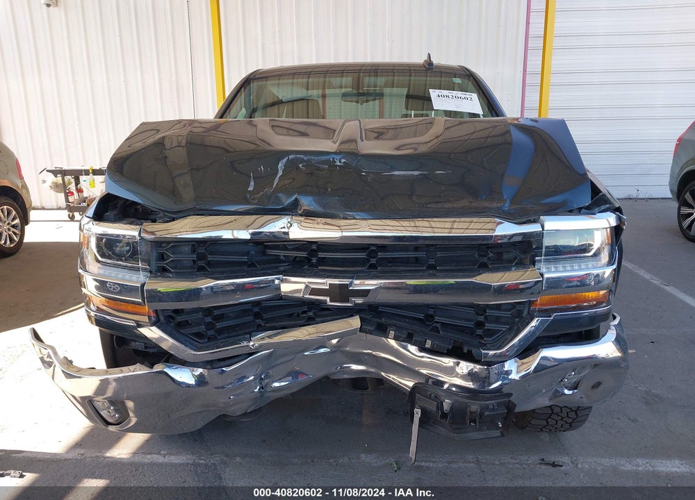 2018 CHEVROLET SILVERADO 1500 1LT VIN: 1GCRCREC2JZ290048