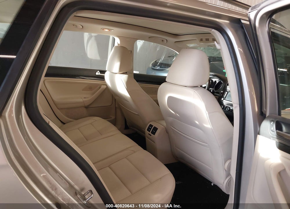 2013 VOLKSWAGEN JETTA SPORTWAGEN 2.0L TDI VIN: 3VWML7AJ0DM641304