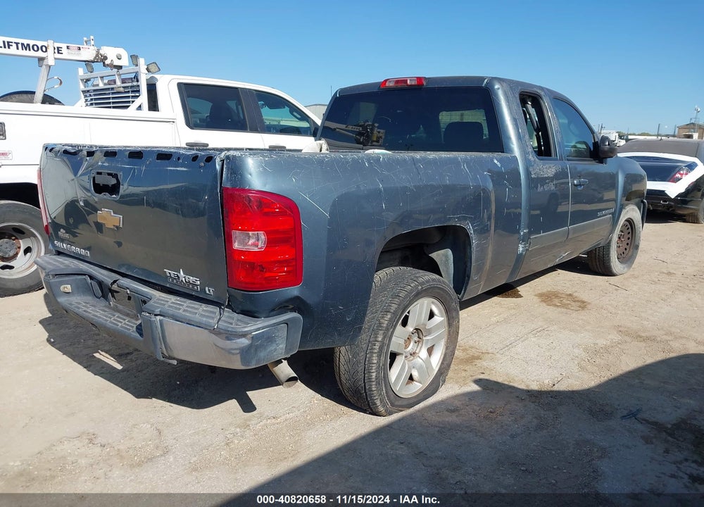 2008 CHEVROLET SILVERADO 1500 LT1 VIN: 2GCEC19J081207695