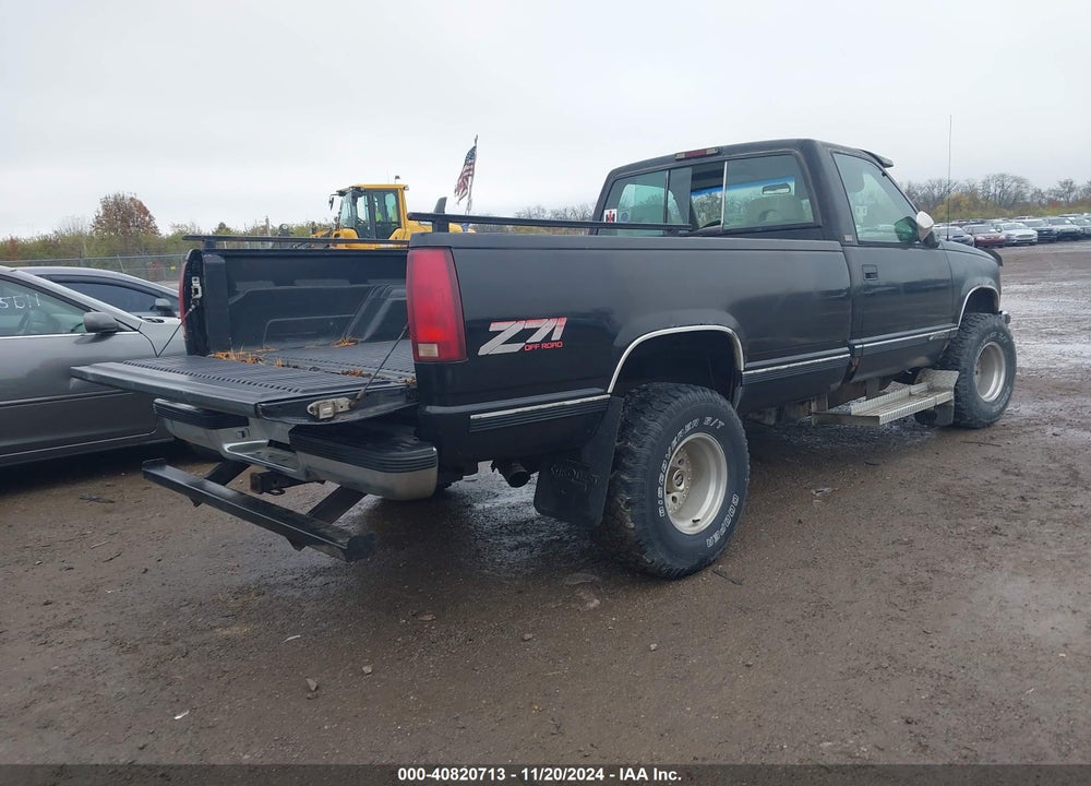 1994 CHEVROLET GMT-400 K1500 VIN: 1GCEK14K4RE149853