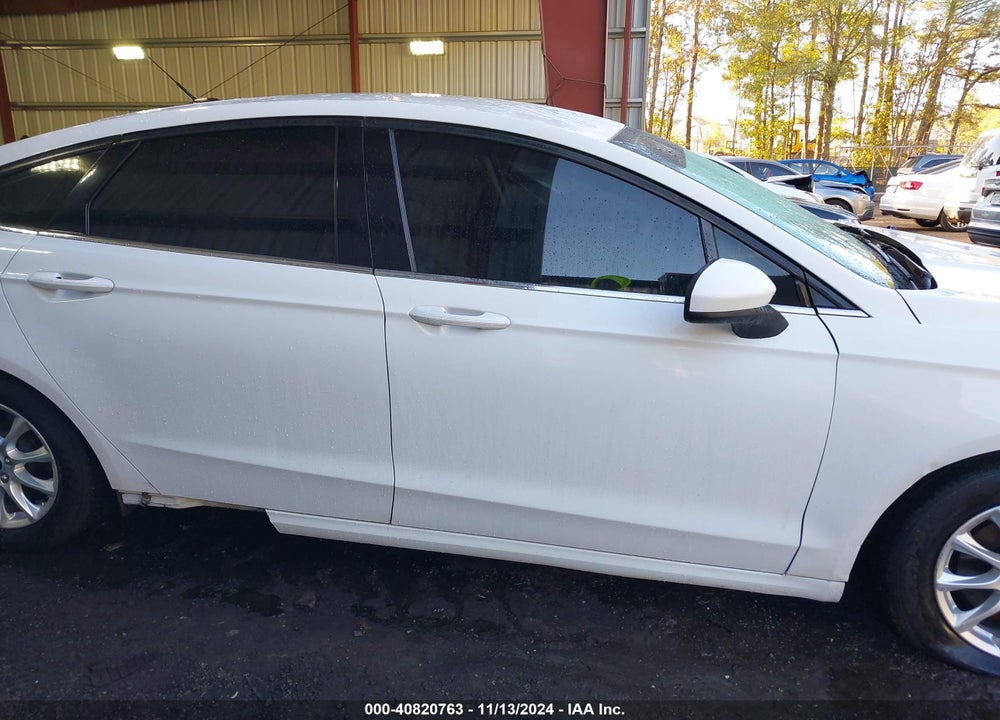 2017 FORD FUSION S VIN: 3FA6P0G78HR145667