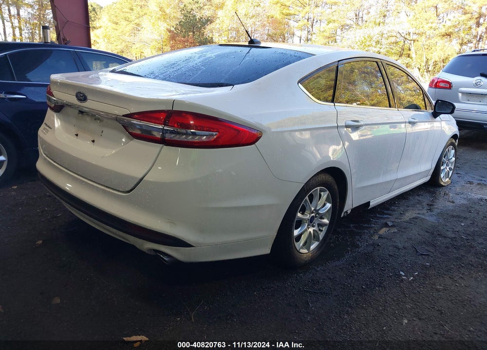 2017 FORD FUSION S VIN: 3FA6P0G78HR145667