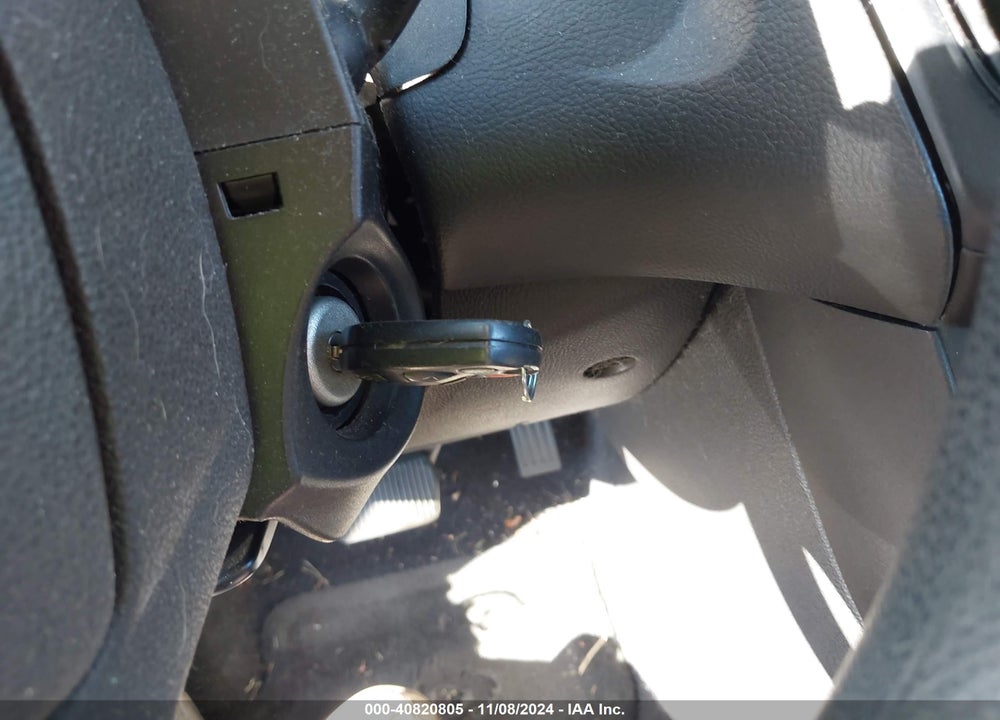 2015 FORD FOCUS SE VIN: 1FADP3K24FL308055