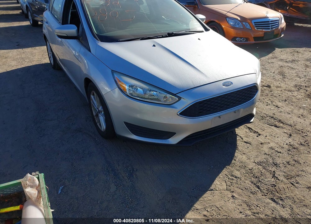 2015 FORD FOCUS SE VIN: 1FADP3K24FL308055