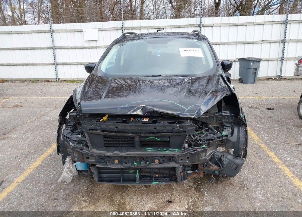 2018 FORD ESCAPE SE VIN: 1FMCU9GD5JUA05053
