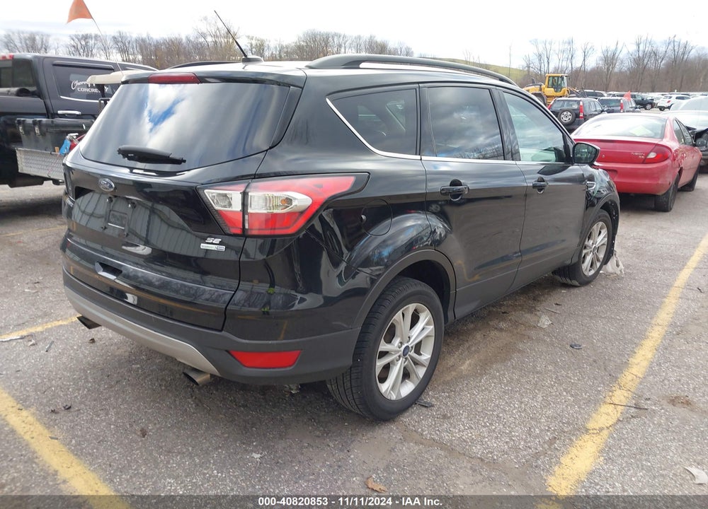 2018 FORD ESCAPE SE VIN: 1FMCU9GD5JUA05053