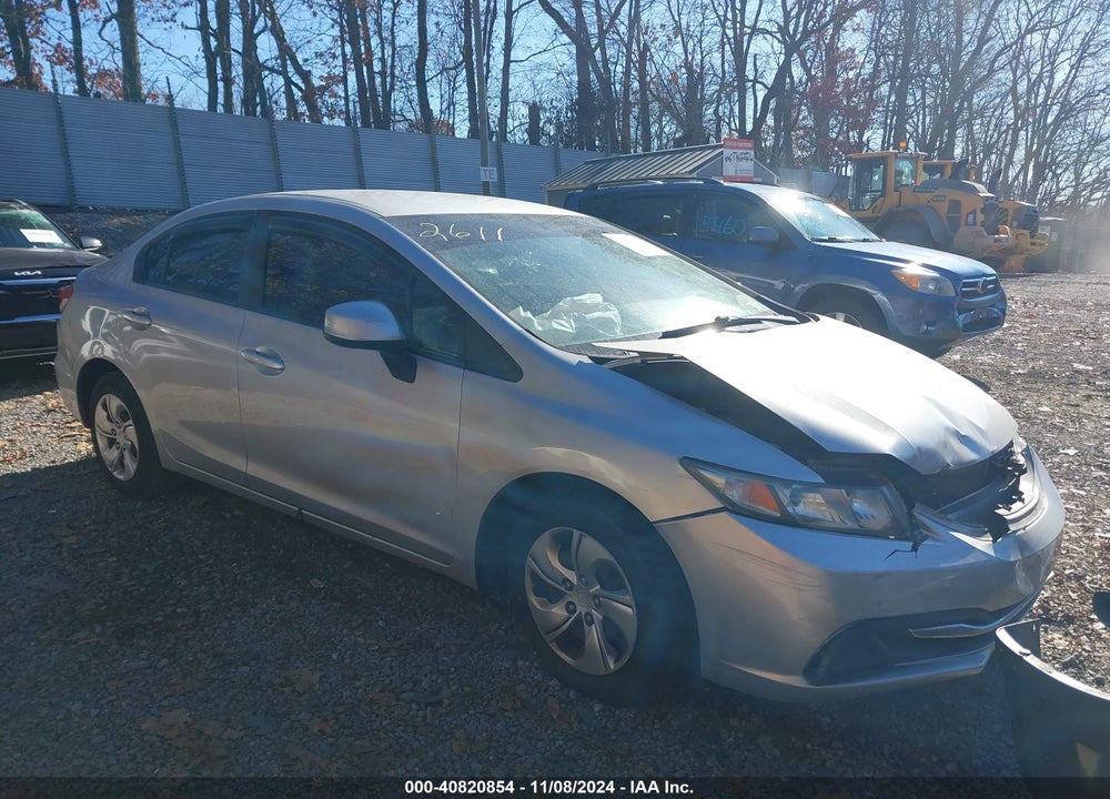 2015 HONDA CIVIC LX VIN: 2HGFB2F58FH562611