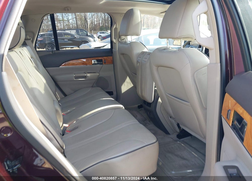 2011 LINCOLN MKX VIN: 2LMDJ8JKXBBJ23173