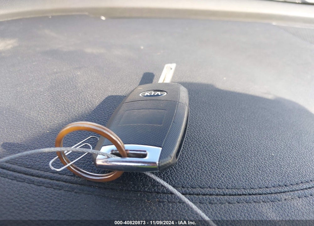 2020 KIA SPORTAGE LX VIN: KNDPM3AC8L7663535