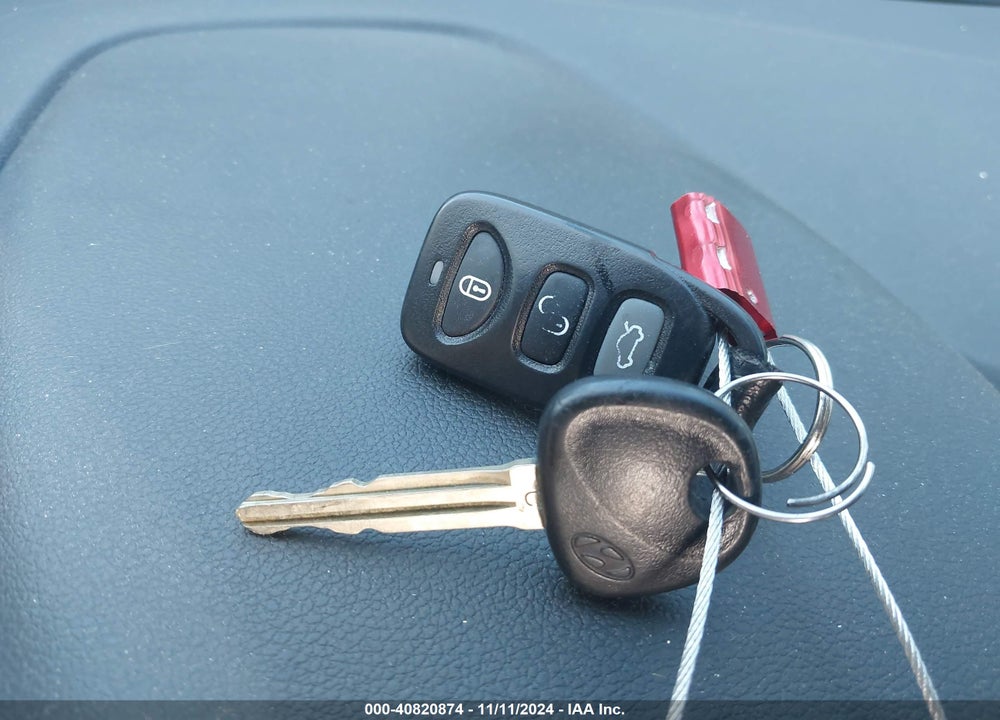 2018 HYUNDAI ELANTRA SE VIN: 5NPD74LF6JH389347