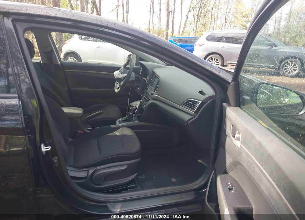 2018 HYUNDAI ELANTRA SE VIN: 5NPD74LF6JH389347