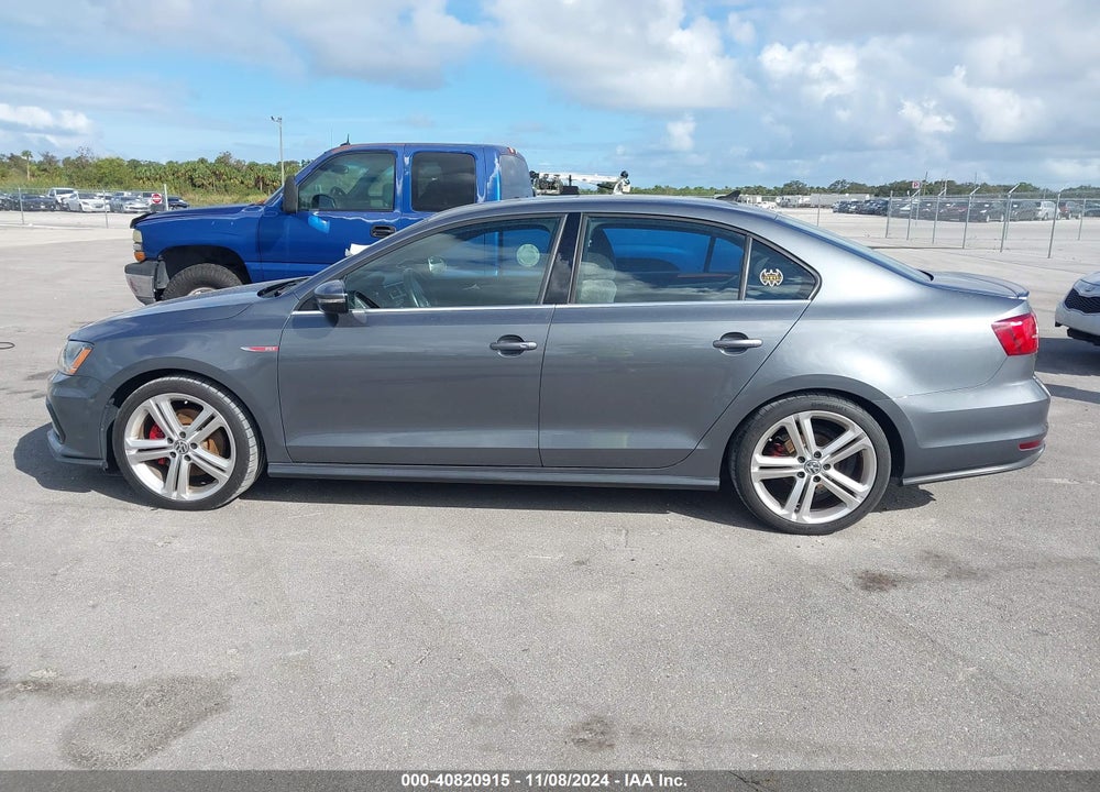 2017 VOLKSWAGEN JETTA GLI VIN: 3VW4T7AJ7HM348196