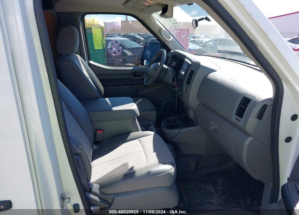 2021 NISSAN NV CARGO NV2500 HD SV STANDARD ROOF V6 VIN: 1N6BF0KY3MN804647