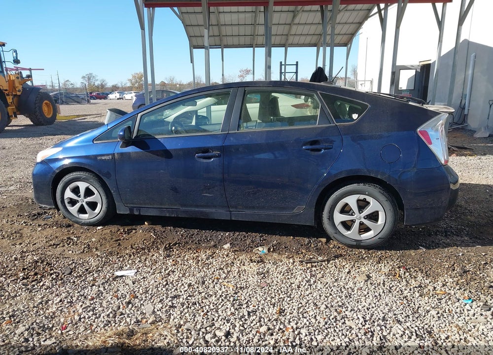2013 TOYOTA PRIUS THREE VIN: JTDKN3DU2D1694330