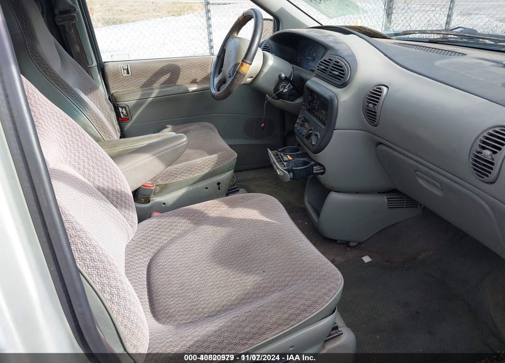 2000 DODGE GRAND CARAVAN SE VIN: 2B4GP44G3YR516330