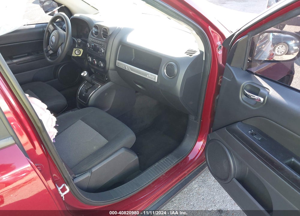 2014 JEEP COMPASS SPORT VIN: 1C4NJDBB8ED825633