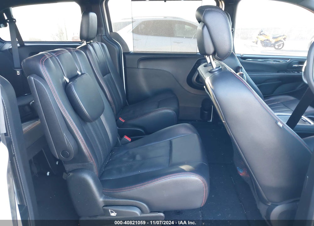 2018 DODGE GRAND CARAVAN GT VIN: 2C4RDGEG9JR219945