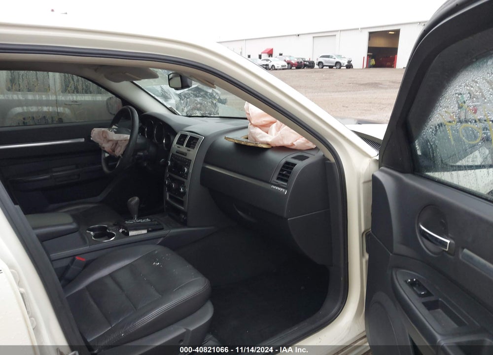 2008 DODGE CHARGER VIN: 2B3LA43GX8H246962