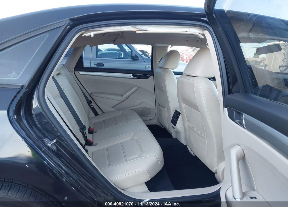 2019 VOLKSWAGEN PASSAT VIN: 1VWLA7A37KC012298