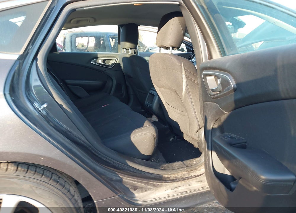 2015 CHRYSLER 200 LIMITED VIN: 1C3CCCABXFN531258