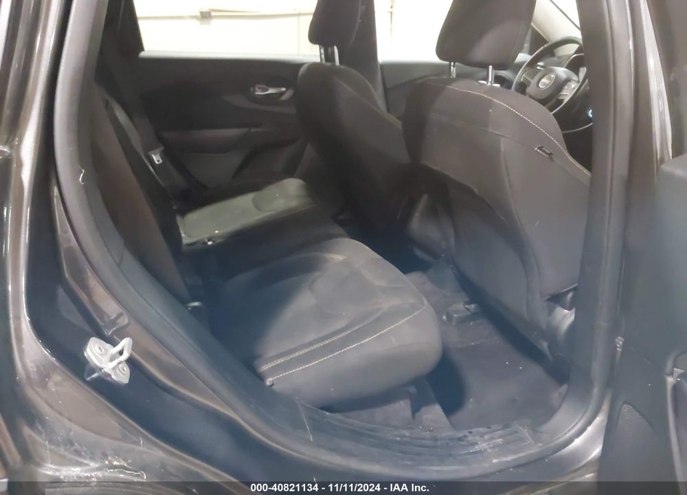2016 JEEP CHEROKEE LATITUDE VIN: 1C4PJLCB8GW201226
