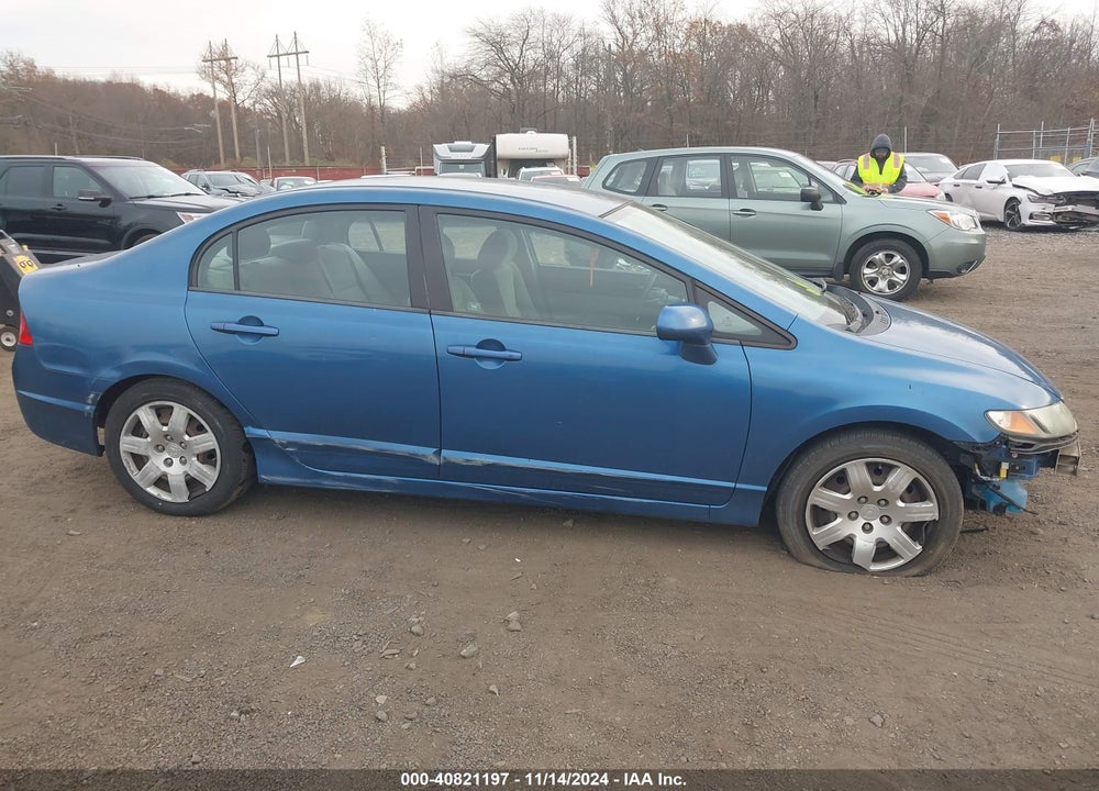 2010 HONDA CIVIC LX VIN: 2HGFA1F50AH573835
